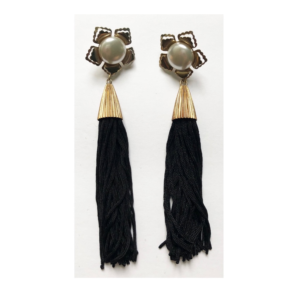 Pearl Flower Tassel Earrings